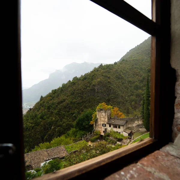 Castello di Avio, Ala, Trento, İtalya