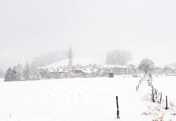 Altopiano di Asiago 'da kış mevsimi manzarası