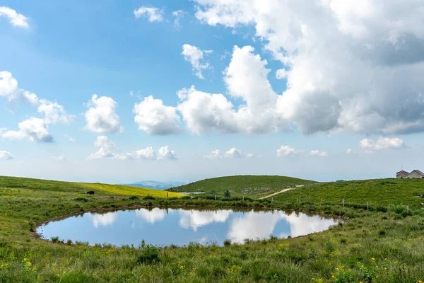 Paisagem Lessínia Nos Alpes Italianos — Fotografia de Stock