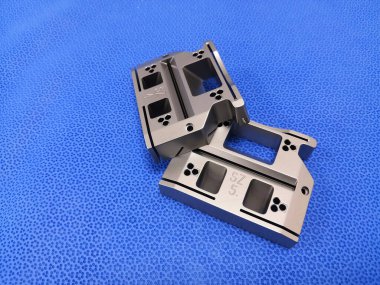 TOTAL Diz Değiştirme Sürprizleri, FEMORAL YÖNETİM YÖNETİMİ VE POSTERİOR BÖLÜMÜ BÖLÜMÜ