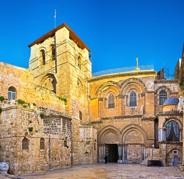 La entrada de la Iglesia — Foto de Stock