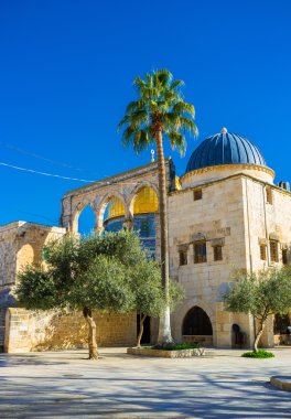 Temple Mount üzerinde İslami yerler