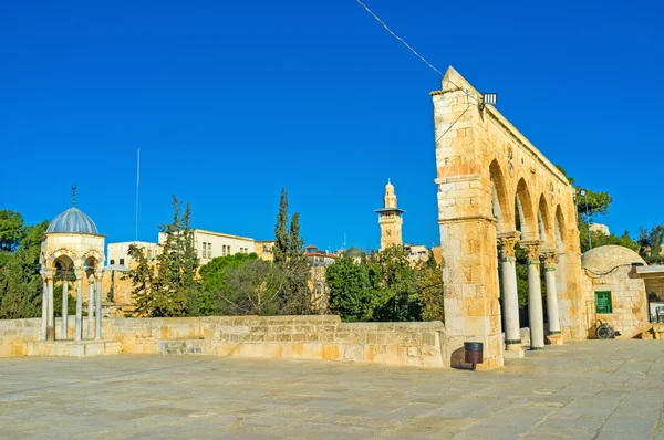 Walking on the Temple Mount — стокове фото