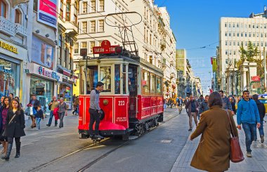 Retro tramvay sürme