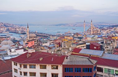 İstanbul'da akşam sisi