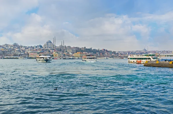 Les ferries à Istanbul — Photo