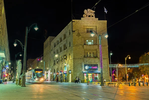 La noche en la Jerusalén moderna — Foto de Stock
