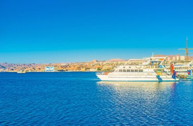 The mountains oon coast of Eilat