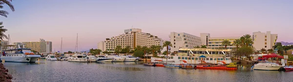 Kvällen i Marina av Eilat — Stockfoto