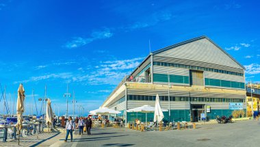 Eski limanda gezinen yerler