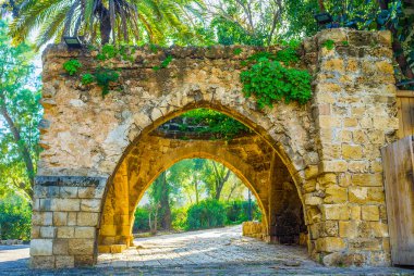 Ortaçağ kalıntıları