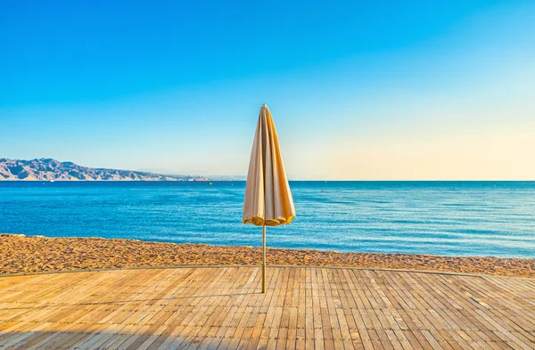 Katlanmış güneşlik