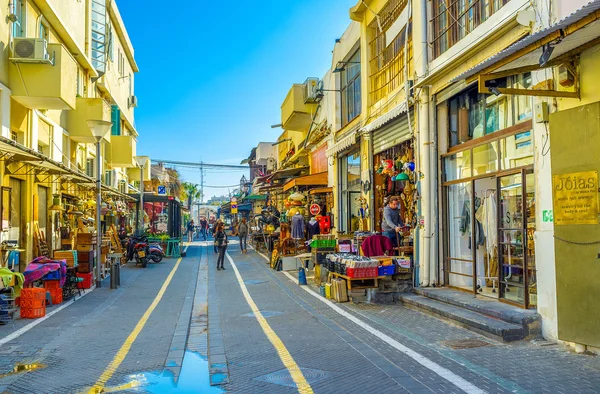 The wide market street in old Jaffa — Stock Photo, Image
