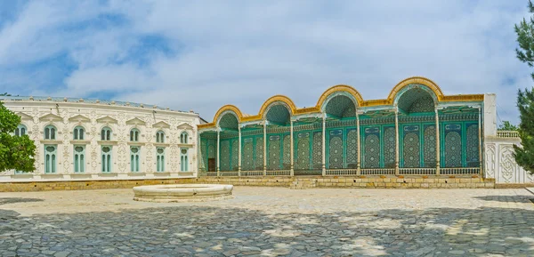 Ensemblen i emirens Palace — Stockfoto