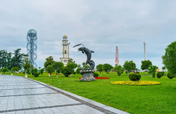 Palmiye dalı olan yunus