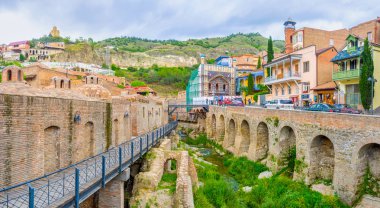 Tiflis'teki eski kükürt banyoları