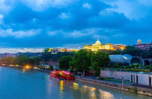 The twilight in Tbilisi — Stock Photo, Image