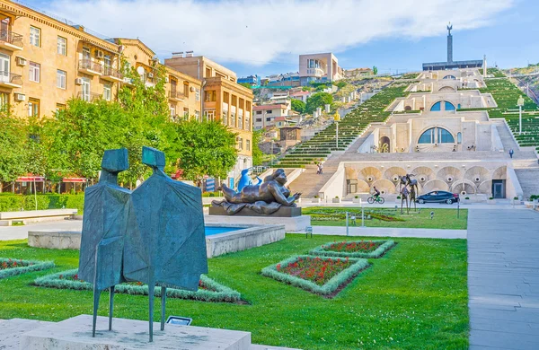 The neighborhood of monuments in Yerevan — Stock Photo, Image