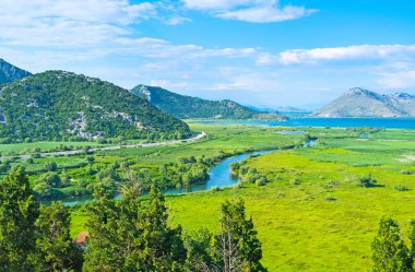 Nehrin meadows arasında