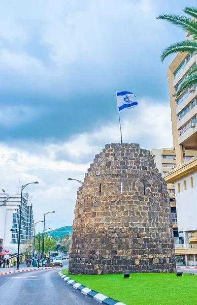 Die Ruinen der mittelalterlichen Mauer — Stockfoto