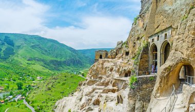Vardzia'daki Dormition Kilisesi
