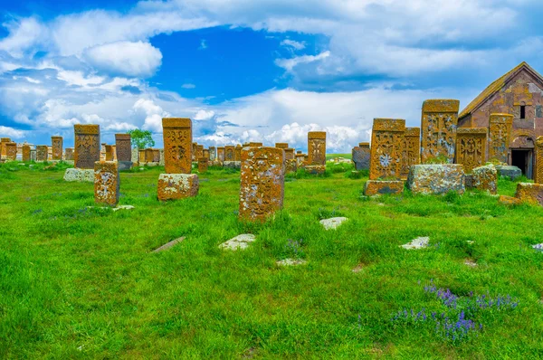 Der erhaltene mittelalterliche Friedhof — Stockfoto