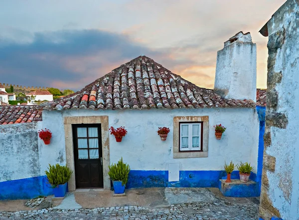 Acuerdo Con Antigua Creencia Rayas Azules Esta Casa Protegerlo Contra —  Fotos de Stock