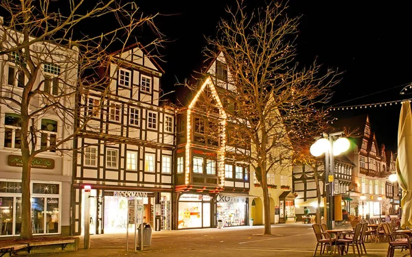 2012年11月22日ドイツ ハメリン 旧市街は 11月22日にハメリンのバッカーストラス通りにある半木造住宅で人気があります — ストック写真