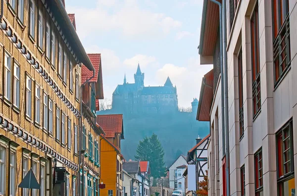 Het Wernigerode Kasteel Beslaat Heuveltop Het Zien Vanaf Vele Oude — Stockfoto