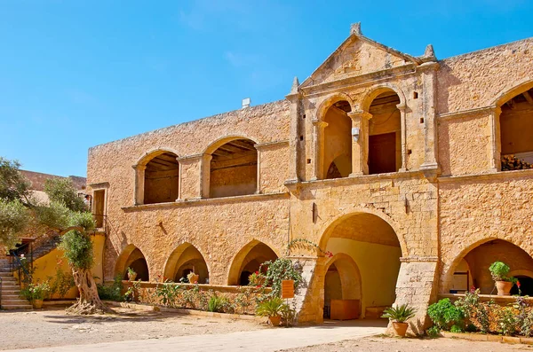 Old Gate Arkadi Monastery Moni Arkadiou Surrounded Two Story Gallery — Stock Photo, Image