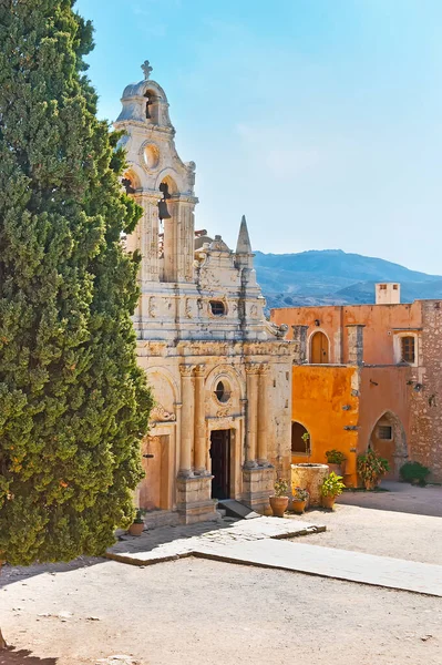 Hermosa Basílica Medieval Del Monasterio Arkadi Moni Arkadiou Detrás Del —  Fotos de Stock