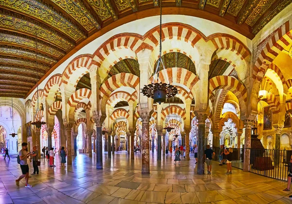 Cordoba Espagne Sep 2019 Salle Hypostyle Mauresque Mezquita Avec Des — Photo