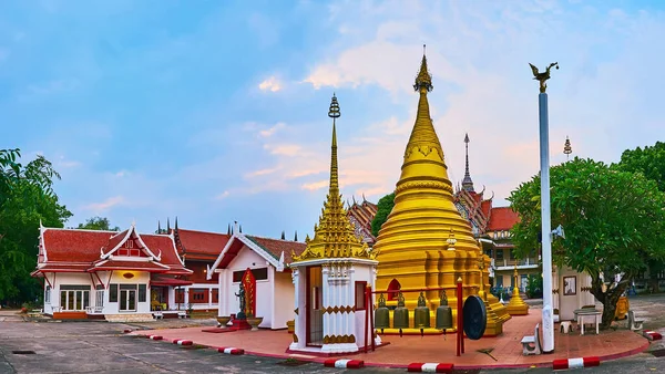 Illalla Panoraama Wat Koh Walukaram Temple Luonnonkaunis Kultainen Chedi Mondop — kuvapankkivalokuva
