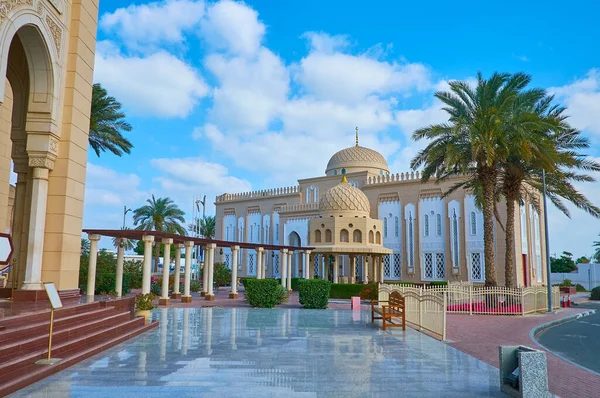 Building Jumeirah Mosque Majlis Venue Exhibition Hall Ablution Fountain Front —  Fotos de Stock