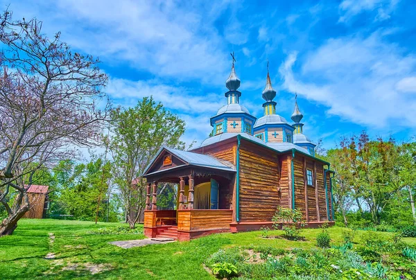 Die Geschnitzte Holzveranda Der Mittelalterlichen Holzkirche Pereiaslav Scansen Ukraine — Stockfoto