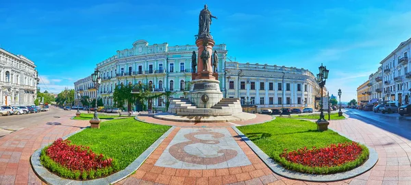 Panorama Plaza Ekaterininskaya Con Impresionante Monumento Los Fundadores Odessa Monograma — Foto de Stock