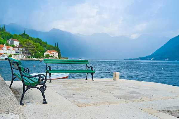 Yağmuru bekliyorum. — Stok fotoğraf