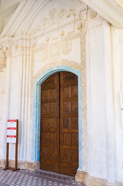 A entrada da igreja — Fotografia de Stock