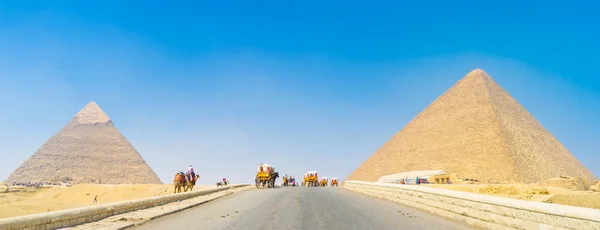 Pyramiderna i Giza — Stockfoto