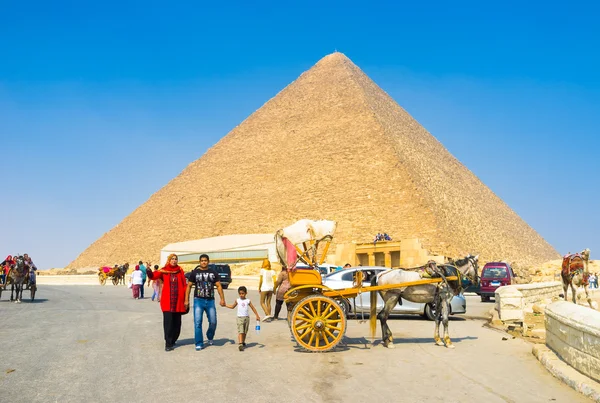 Koppla av i Giza — Stockfoto