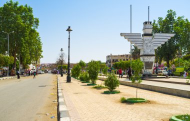 Aswan içinde yürüyüş