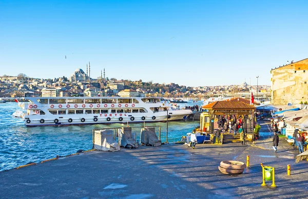 The Istanbul ferry — Stock Photo, Image