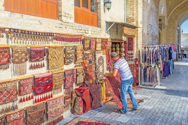 El mercader de alfombras — Foto de Stock