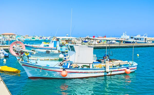 The white boat — Stock Photo, Image