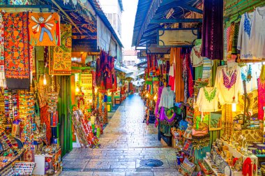 Kudüs - 15 Şubat 2016: King David street en iyi satın almak için birkaç hatıra Merkezi piyasada 15 Şubat Kudüs'te bir yerdir.