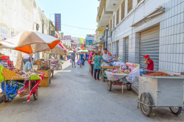The spontaneous market