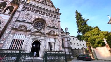 Ortaçağ Piazza Duomo of Citta Alta, Capella Colleoni, Basilica of Santa Maria Maggiore, Cathedral of Sant 'Alessandro, Palazzo della Ragione ve Palazzo della Podesta, Bergamo, İtalya