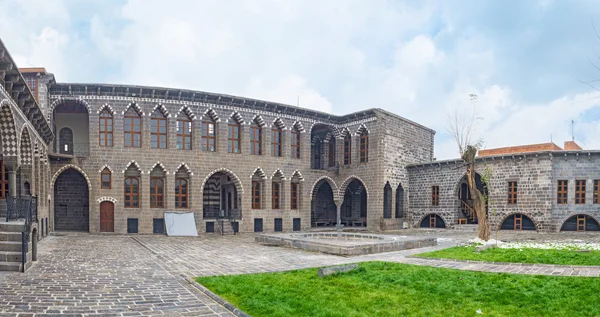 The large courtyard — Stock Photo, Image