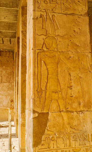As colunas em Templo de Hatshepsut — Fotografia de Stock
