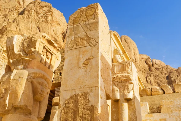 El templo en ruinas — Foto de Stock